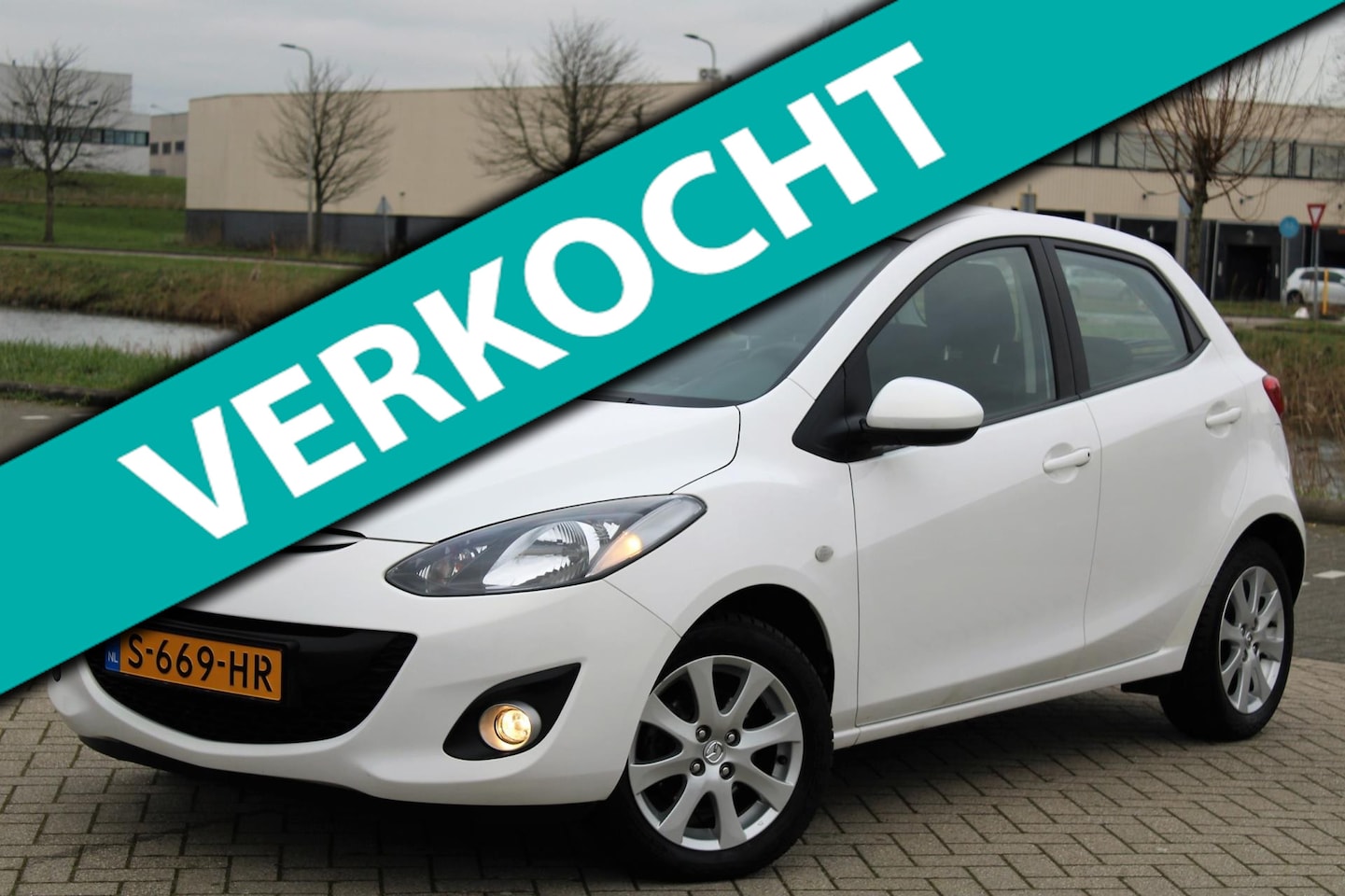 Mazda 2 - 1.3 TS Plus l Airco l Elek Pak l LMV l Stoelverw - AutoWereld.nl