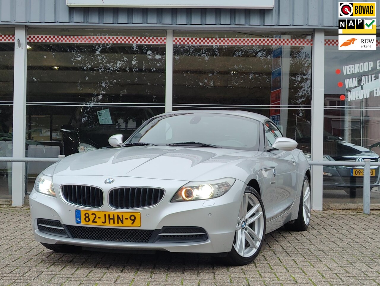 BMW Z4 Roadster - SDrive23i Introduction|LMV|LEDER|NAVIGATIE - AutoWereld.nl