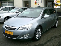 Opel Astra Sports Tourer - 1.4 Turbo Cosmo (NAV/LMV/ECC)