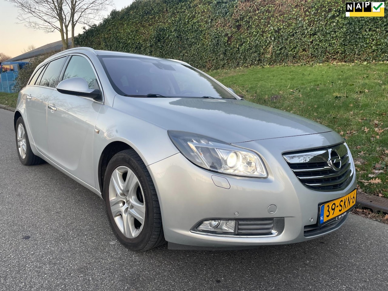 Opel Insignia Sports Tourer - 1.4 Turbo EcoFLEX Cosmo Navi - Xenon - Cruise - Nette auto - AutoWereld.nl