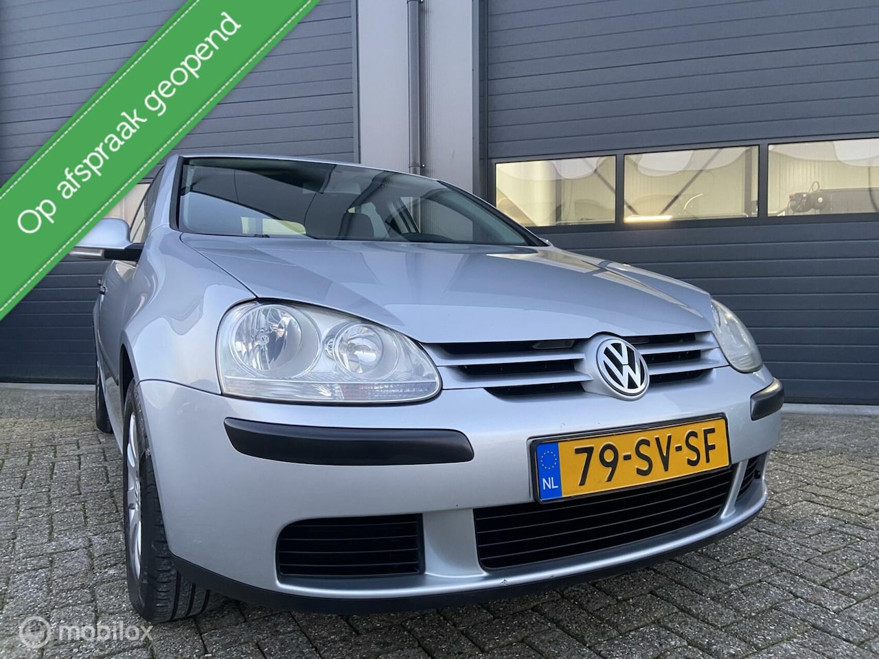 Volkswagen Golf - 1.6 FSI Comfortline Uitvoering 1Ste Eigenaar - AutoWereld.nl