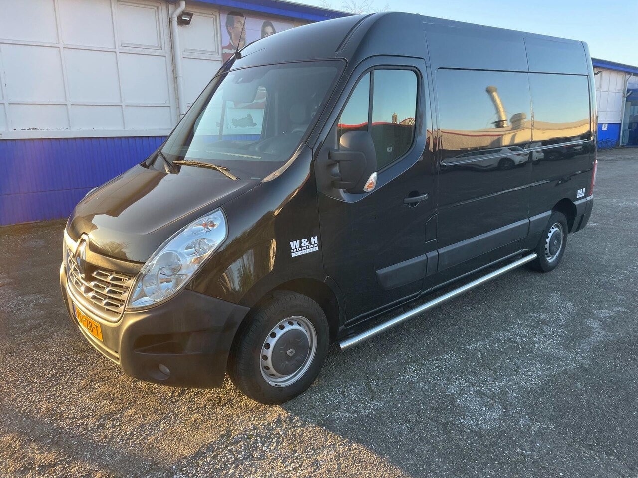 Renault Master - T35 2.3 dCi L2H2 Energy T35 2.3 dCi L2H2 Energy - AutoWereld.nl