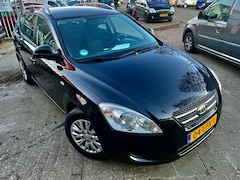 Kia Cee'd Sporty Wagon - 1.6 Fifteen