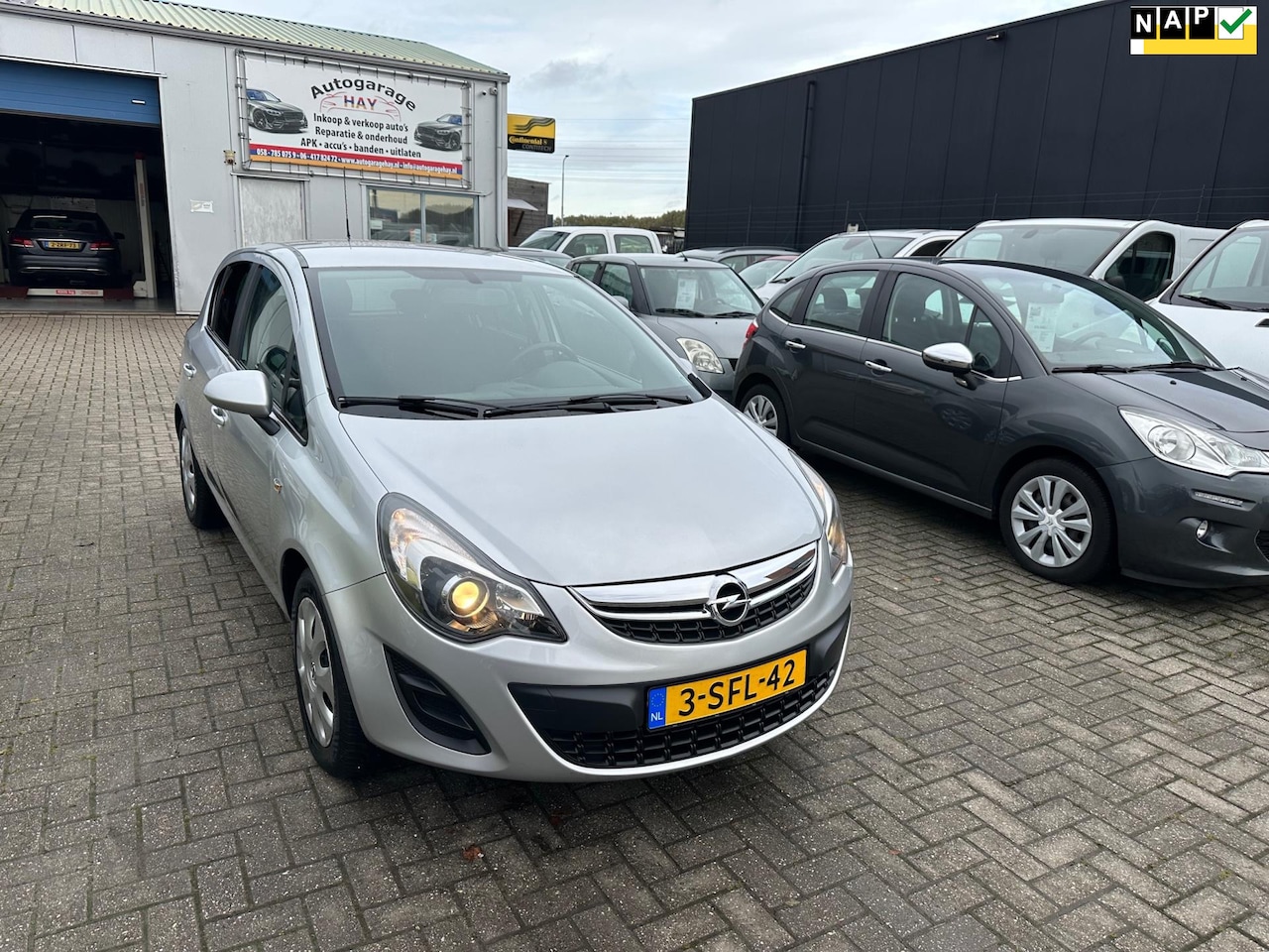 Opel Corsa - 1.3 CDTi EcoFlex S/S Business+ - AutoWereld.nl