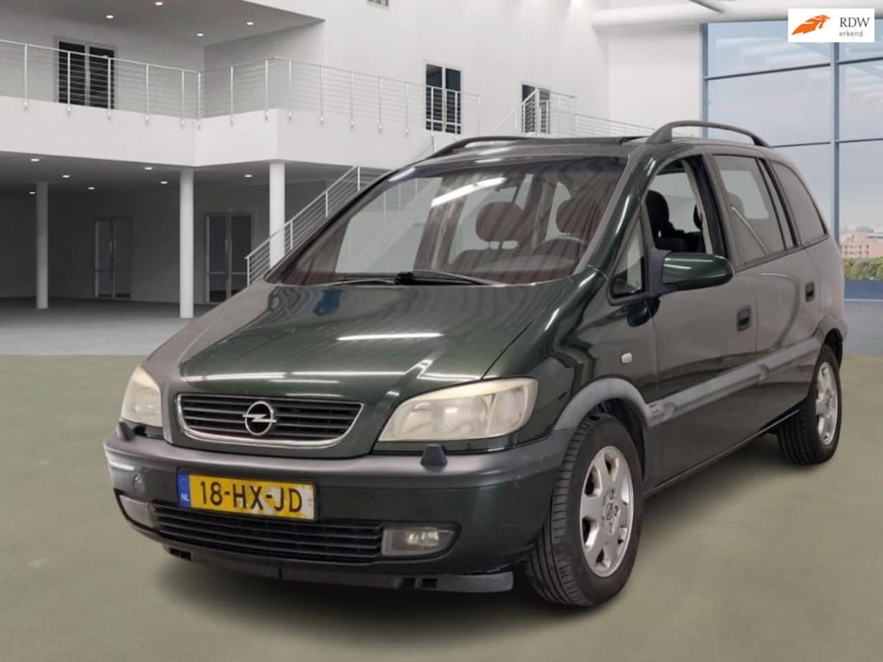 Opel Zafira - 2.2-16V Elegance 7 PERS AUTOMAAT PANO AIRCO - AutoWereld.nl