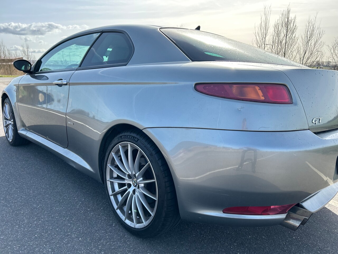 Alfa Romeo GT - 3.2 V6 Distinctive LPG g3