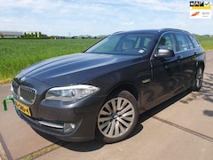 BMW 5-serie Touring - 520i Executive/ EURO 5/ BJ 2011