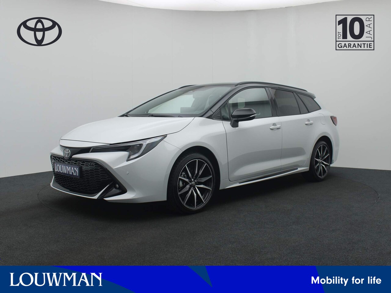 Toyota Corolla Touring Sports - Touring Sports 1.8 Hybrid GR-Sport *DEMO* | Sportstoelen | Stoelverwarming | - AutoWereld.nl