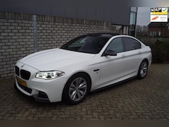 BMW 5-serie - M550D X Drive Autom Schuifkdak Leder Navi Camera Head-Up Adaptieve Soft Close Cruise Clima