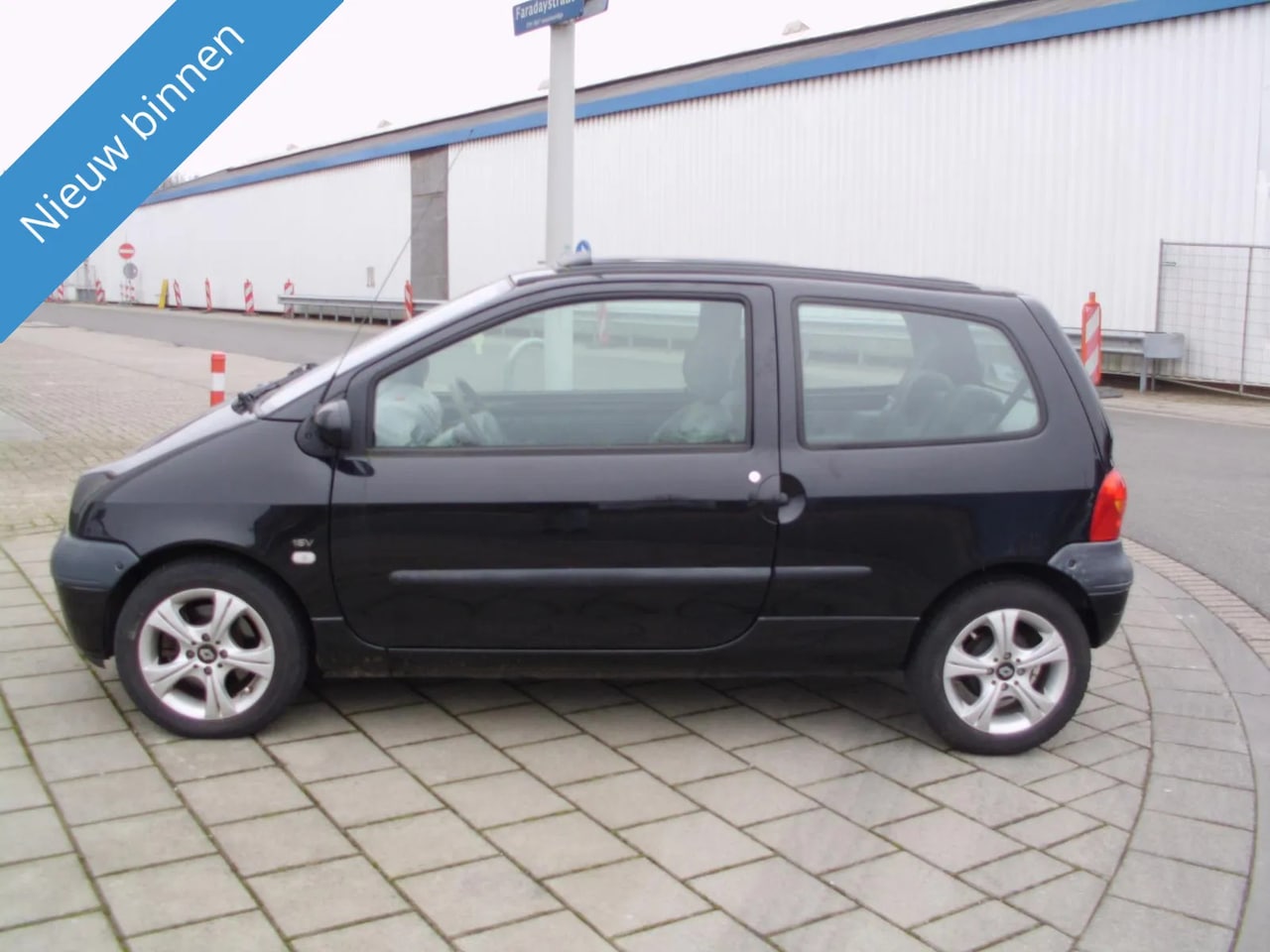 Renault Twingo - 1.2 MET AIRCO MOOI AUTO - AutoWereld.nl