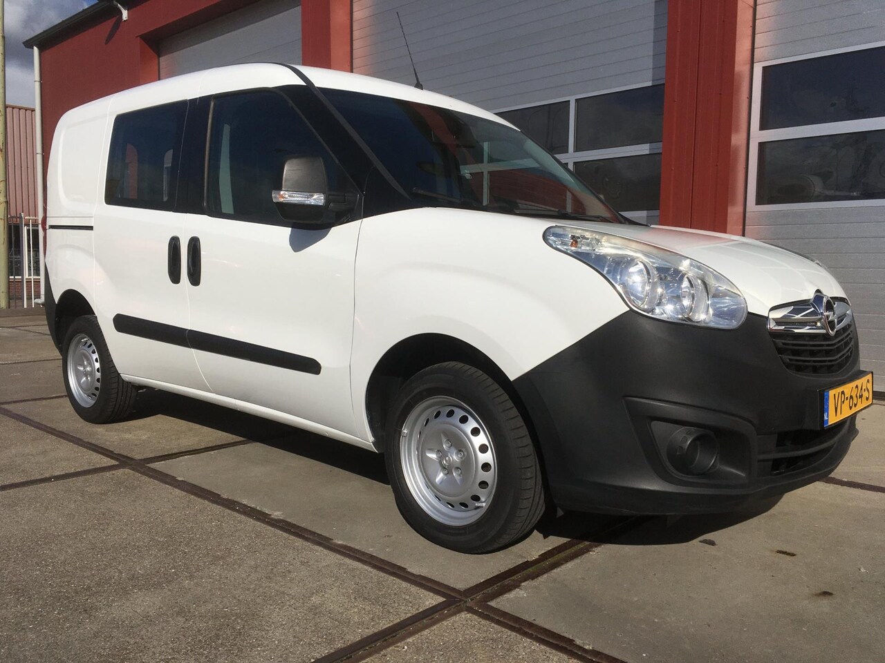 Opel Combo - 1.3 CDTi L1H1 ecoFLEX Edition 1.3 CDTi L1H1 ecoFLEX Edition - AutoWereld.nl