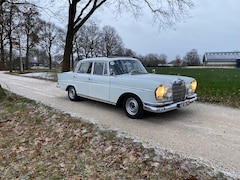 Mercedes-Benz 300-serie - 300SE Heckflosse 1962 Rallyauto