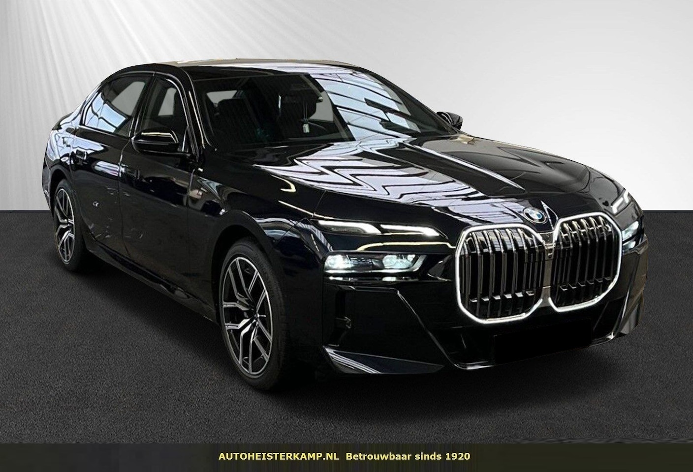 BMW 7-serie - 740d xDrive ACC M-Sport Panoramadak Head-Up - AutoWereld.nl