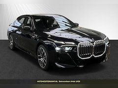 BMW 7-serie - 740d xDrive ACC M-Sport Panoramadak Head-Up