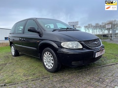 Chrysler Voyager - 2.4i SE // 7 persoons // airco // apk //