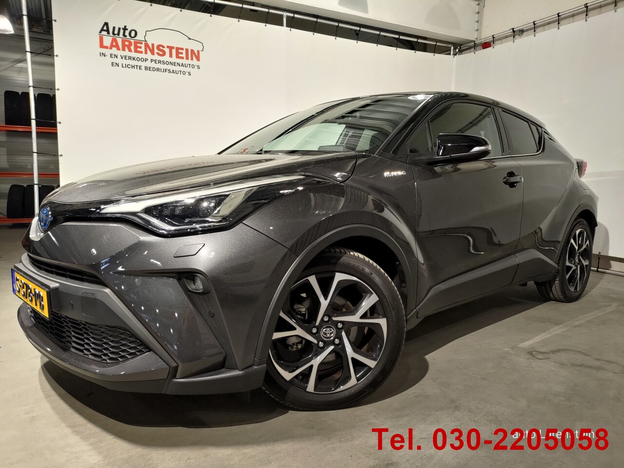 Toyota C-HR - 2.0i 184pk Hybrid Dynamic Premium Plus 135kw Carplay / ACC / Camera - AutoWereld.nl