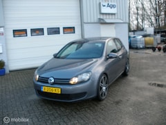 Volkswagen Golf - 1.4 Trendline nwe apk 17 inch wielen airco