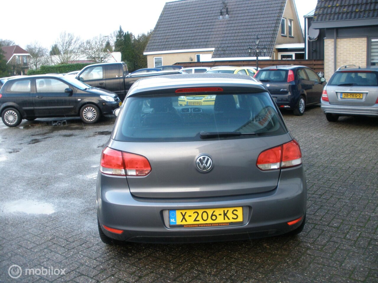 Volkswagen Golf - 1.4 Trendline nwe apk 17 inch wielen airco!!