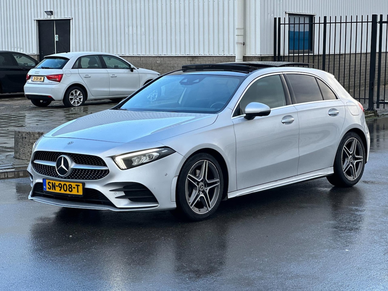 Mercedes-Benz A-klasse - 200 Premium pano-headup-360camera-sfeerverl. - AutoWereld.nl