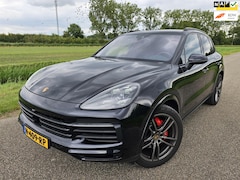 Porsche Cayenne - 3.0 Zwart lederen comfortstoelen, Panorama dak, Stoelverwarming V+A, Luchtvering, 3xLED, 9