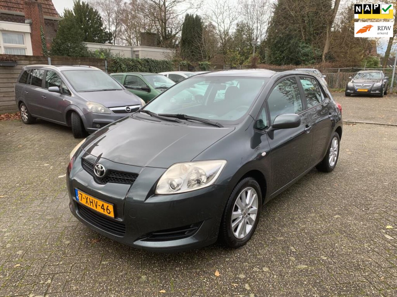 Toyota Auris - 1.4-16V Terra // APK 15-6-2024 // Airco - AutoWereld.nl