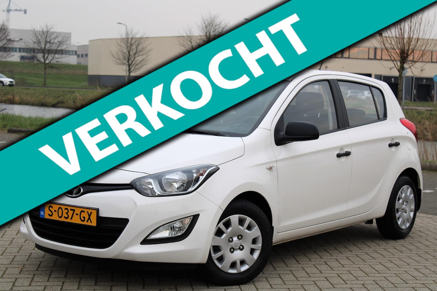 Hyundai i20 - 1.2i i-Drive l Airco l Elek Pak l APK 01-2024 - AutoWereld.nl