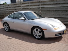 Porsche 911 - 3.4 Coupé Carrera