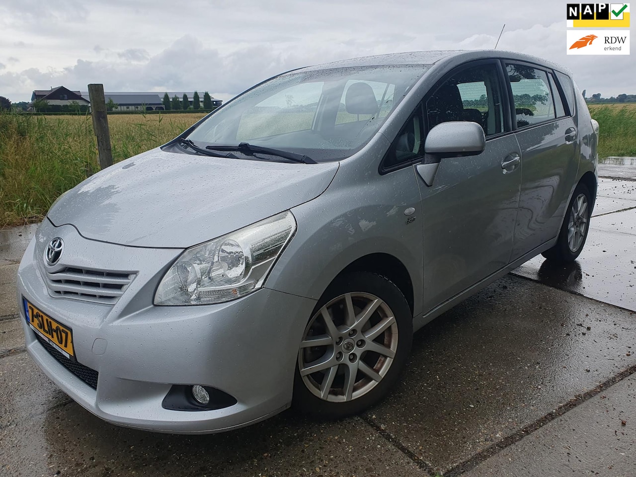 Toyota Verso - 2.2 D-4D Panoramic/ AUTOMAAT/ AIRCO/ EURO 5/ BJ 2010 - AutoWereld.nl