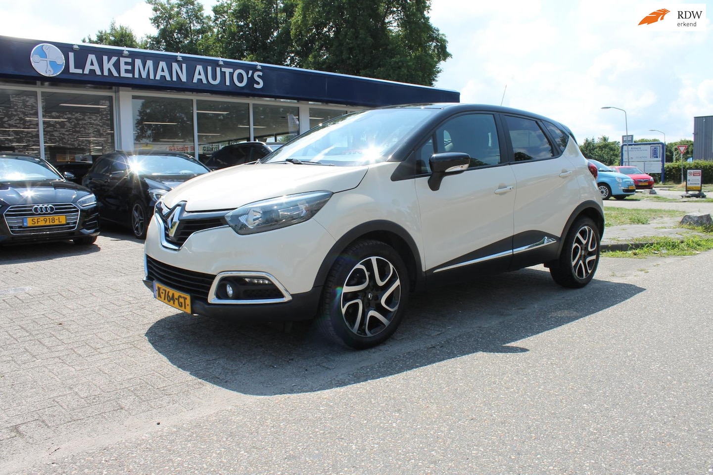 Renault Captur - 1.2 TCe Dynamique Whiteline AUTOMAAT Huurkoop Inruil Garantie APK - AutoWereld.nl