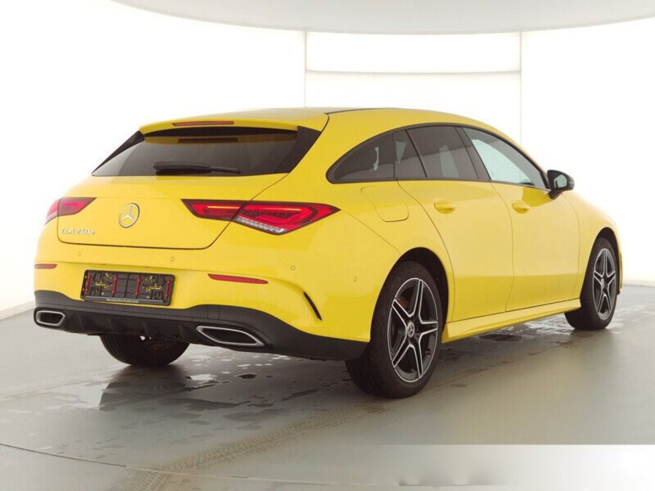 MercedesBenz CLAKlasse SB AMG Night Pano Trekh. 250 e 24 mnd Junge