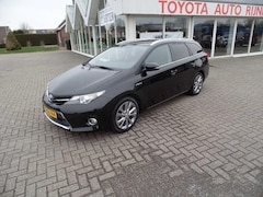 Toyota Auris Touring Sports - 1.8 Hybrid Lease Navi, Pan-dak, camera, trekhaak