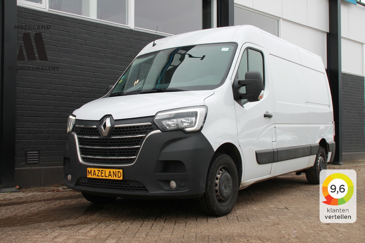 Renault Master - 2.3 dCi 135PK L3H2 EURO 6 - Airco - Navi - Cruise - € 16.499,- Excl. - AutoWereld.nl