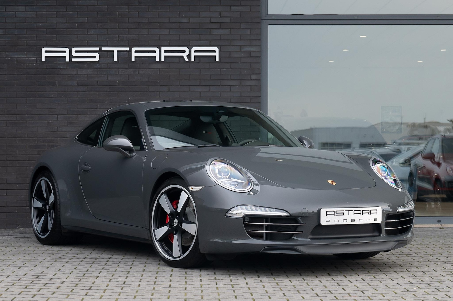 Porsche 911 - 3.8 Carrera S 50th Anniversary Edition 3.8 Carrera S 50th Anniversary Edition - AutoWereld.nl