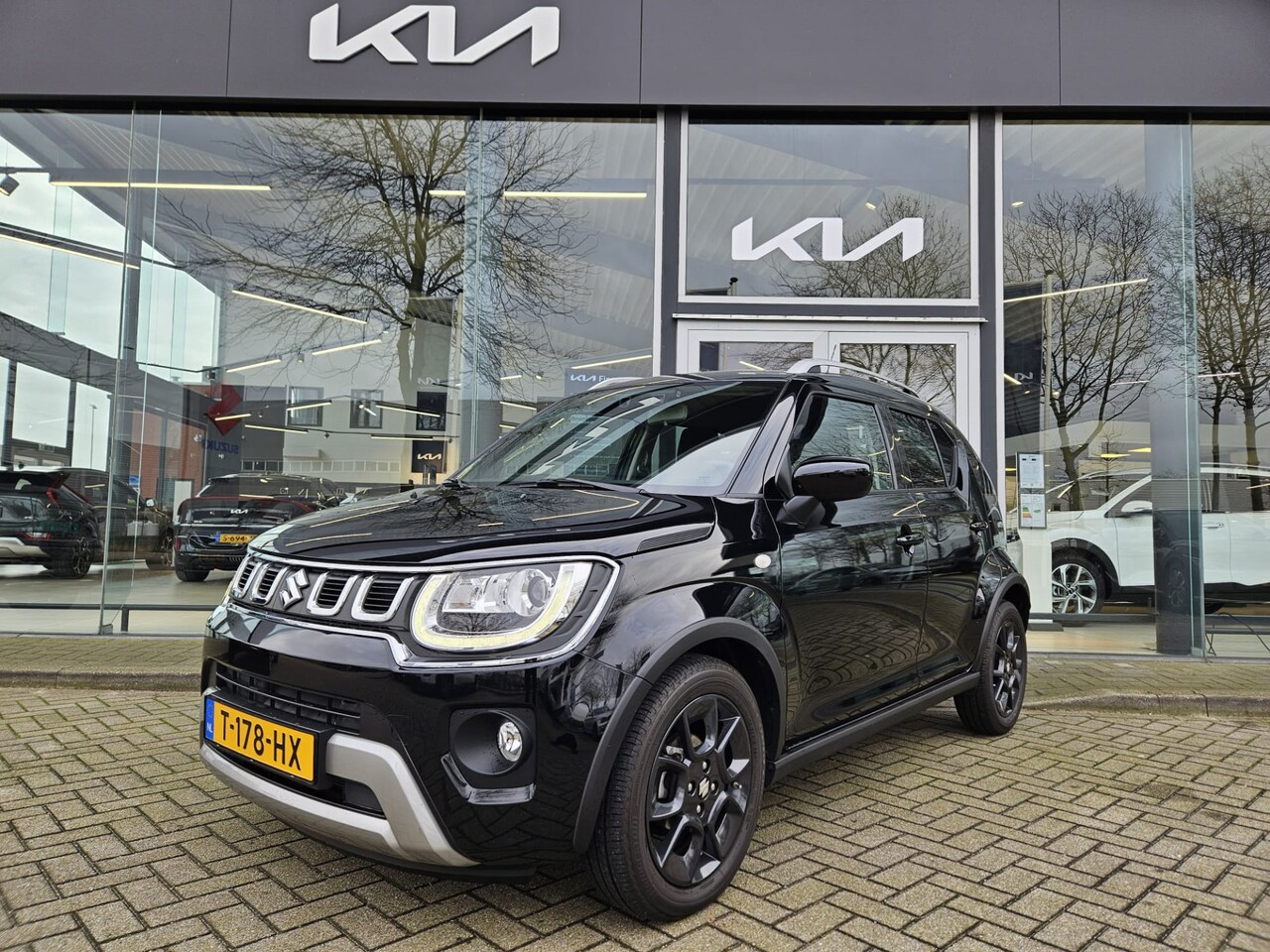 Suzuki Ignis - 1.2 Smart Hybrid Select CVT Automaat Bluetooth Stoelverw. Camera Airco LED 16"LMV 3jr.Gara - AutoWereld.nl