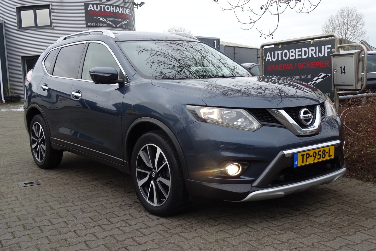 Nissan X-Trail - 1.6 dCi Tekna 7p. 1.6 dCi Tekna 7-Pers. - AutoWereld.nl