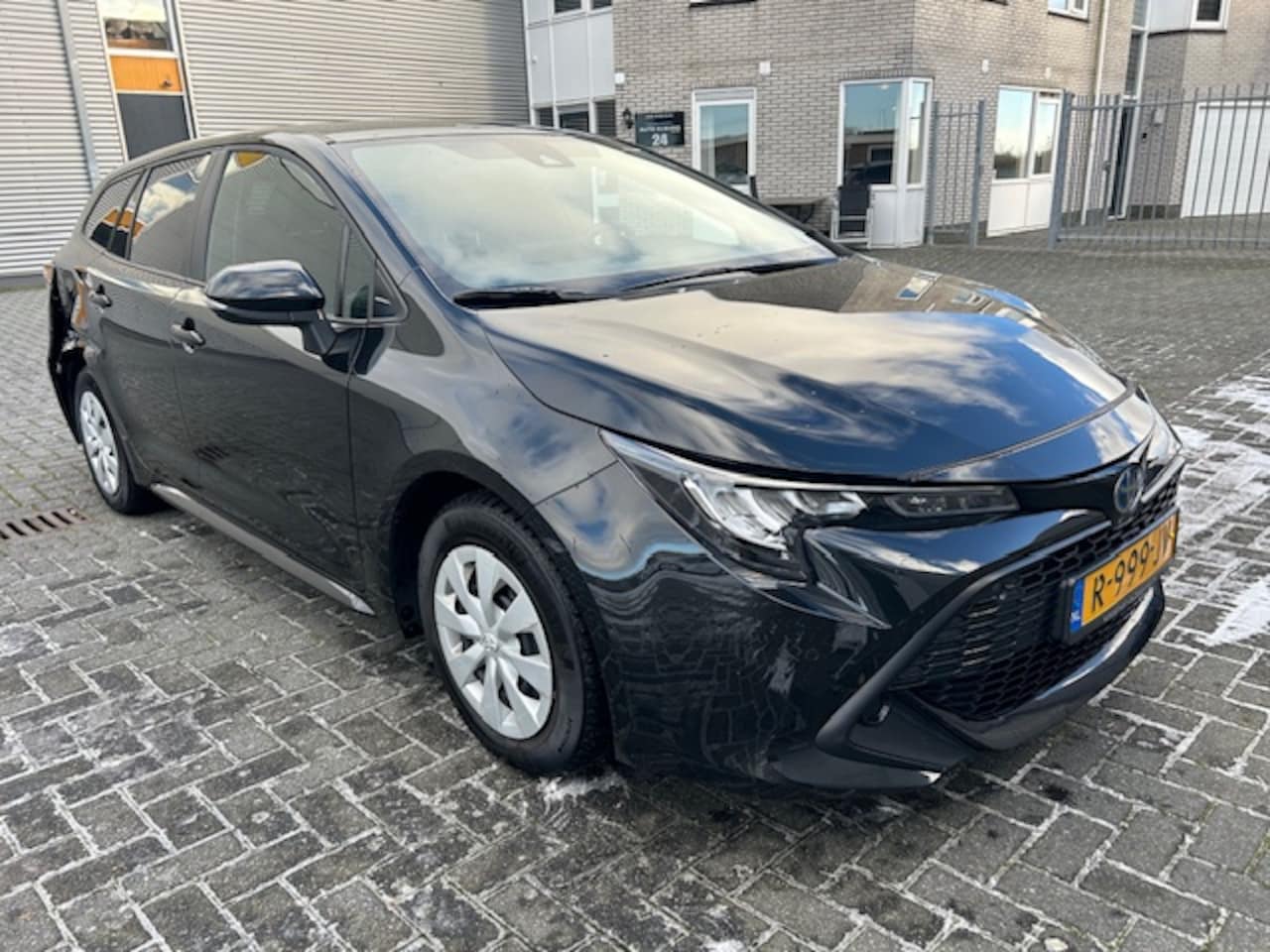 Toyota Corolla Touring Sports - 1.8 Hybrid Comfort Touring Sports 1.8 Hybrid Comfort - AutoWereld.nl