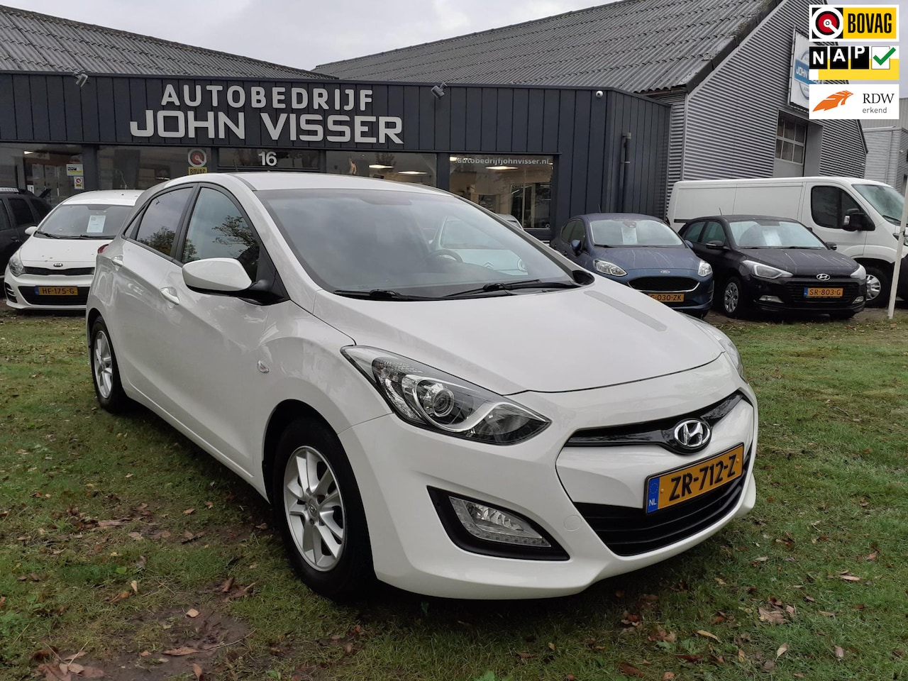 Hyundai i30 - 1.6 GDI *Automaat*PDC achter*Cruise* - AutoWereld.nl