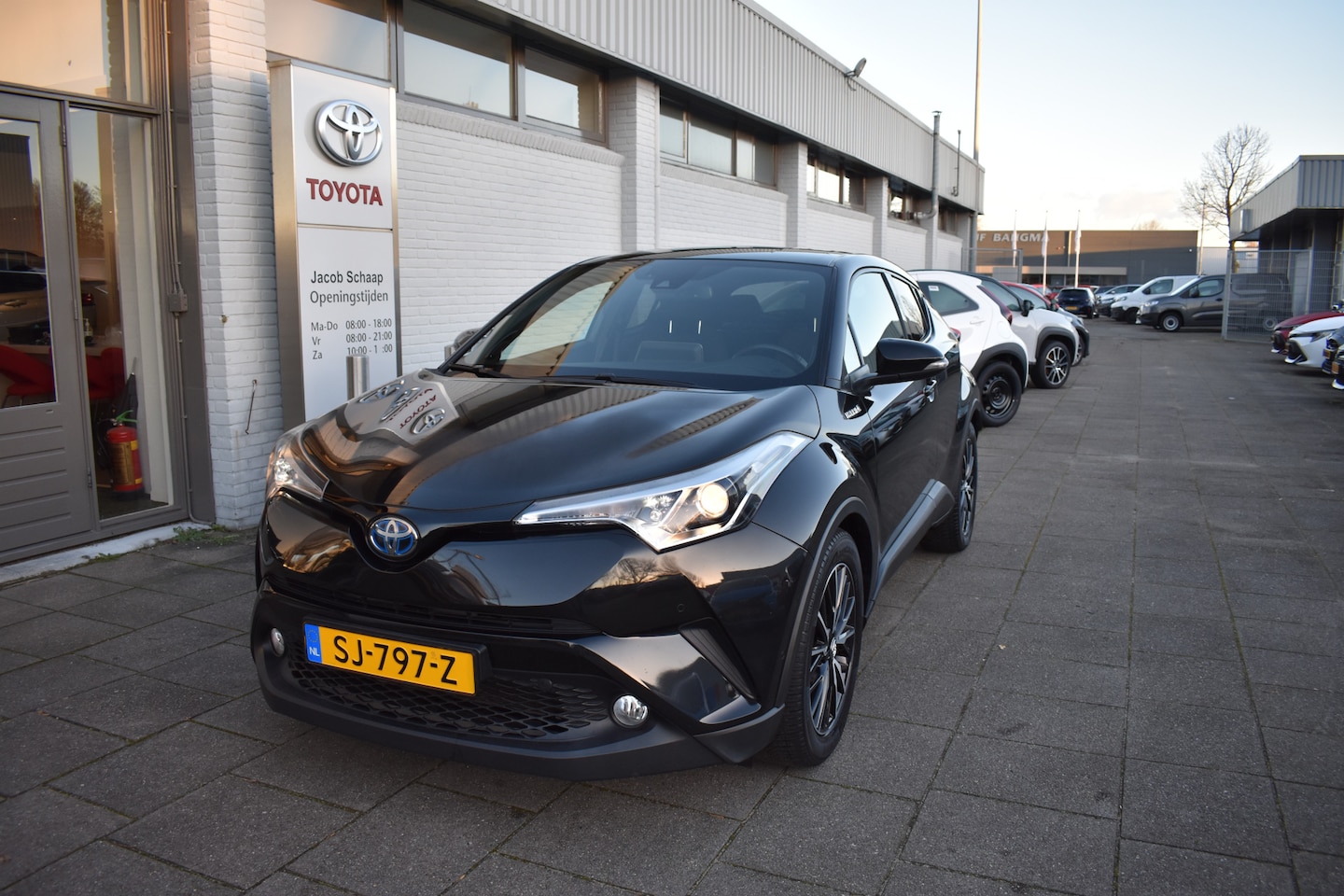 Toyota C-HR - 1.8 Hybrid Style 1.8 Hybrid Style - AutoWereld.nl