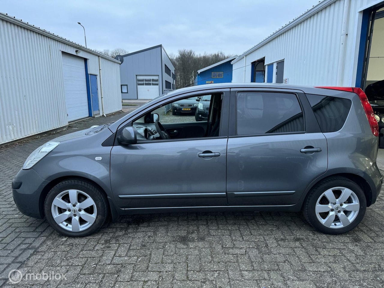 Nissan Note - 1.4 First Note | Airco | Trekhaak | APK - AutoWereld.nl