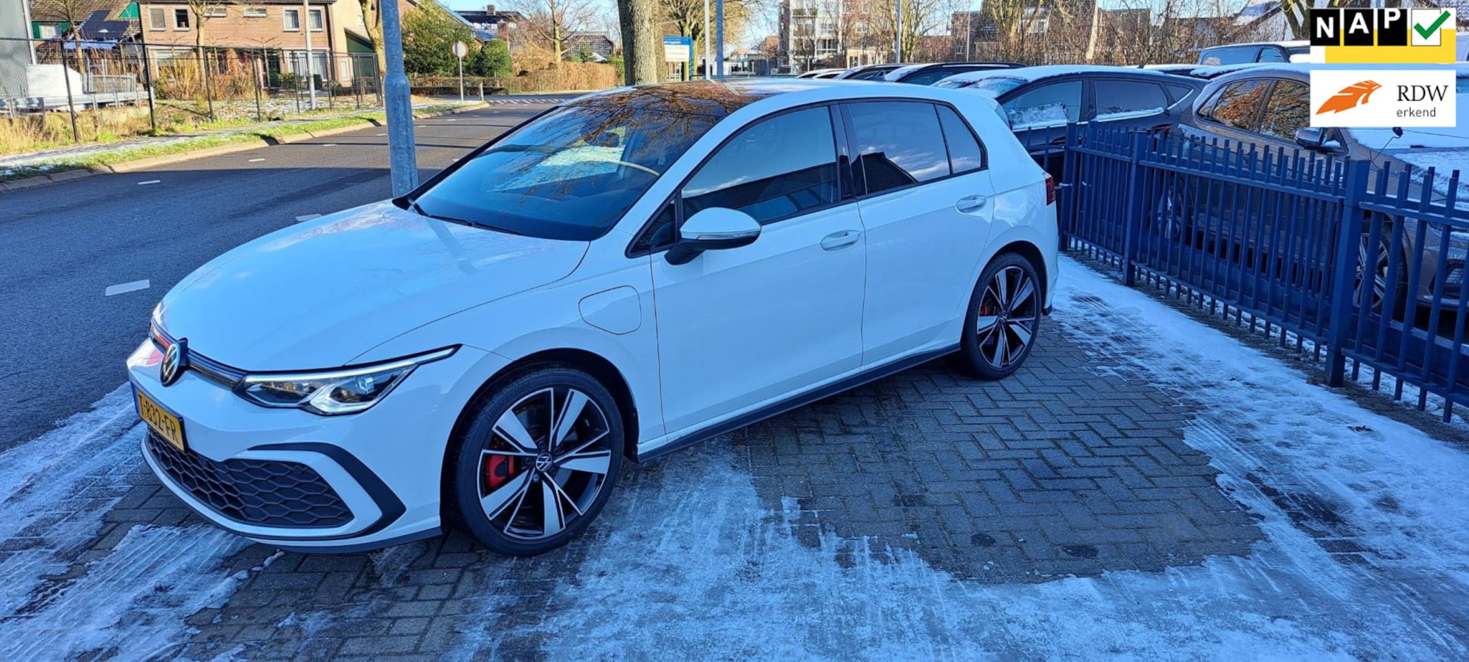 Volkswagen Golf - 1.4 eHybrid GTE 245pk/panoramadak/led/carplay - AutoWereld.nl