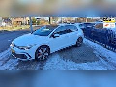 Volkswagen Golf - 1.4 eHybrid GTE 245pk/panoramadak/led/carplay