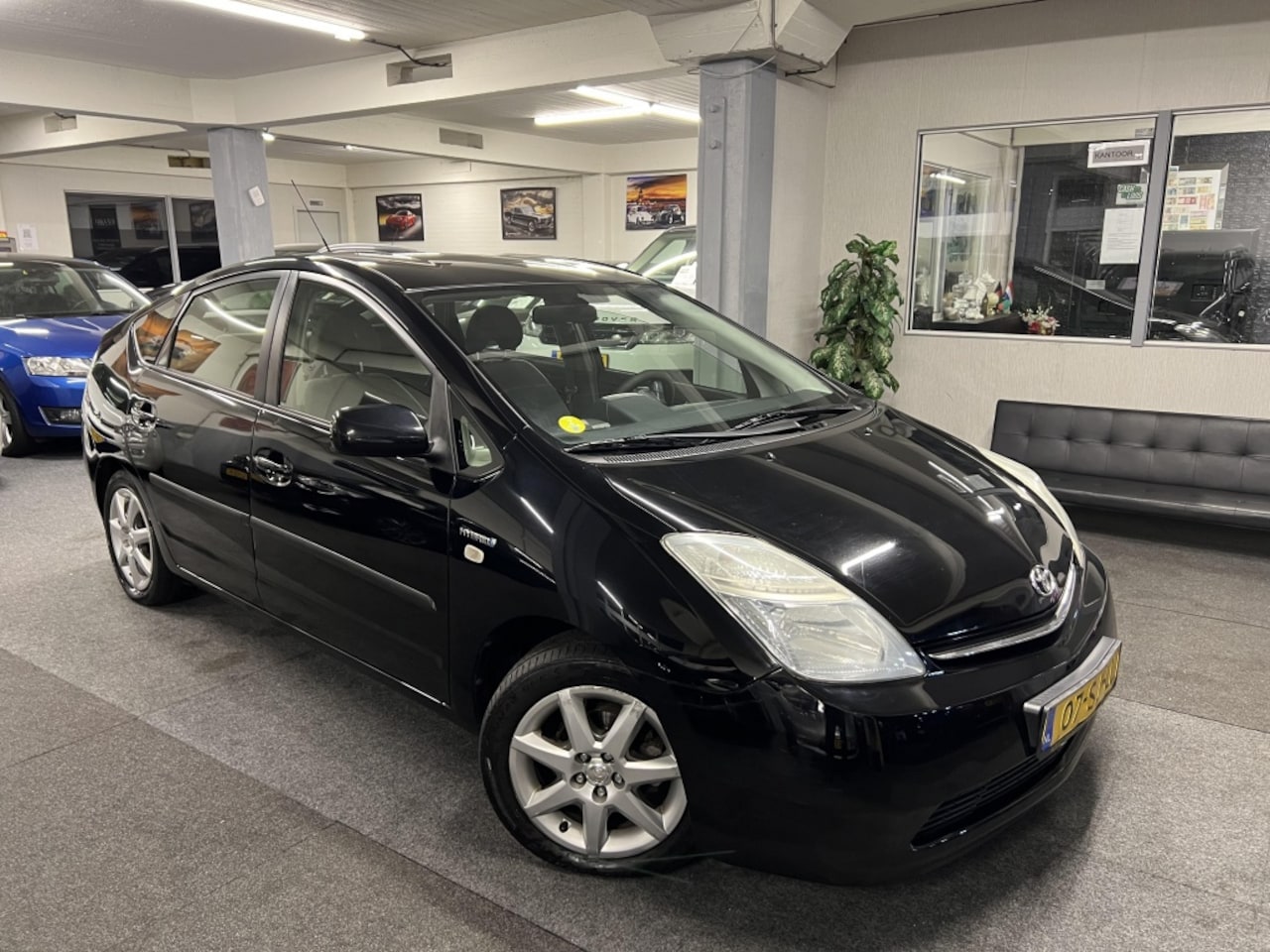 Toyota Prius - 1.5 VVT-i Hybride | NAP | APK | Autom. | - AutoWereld.nl