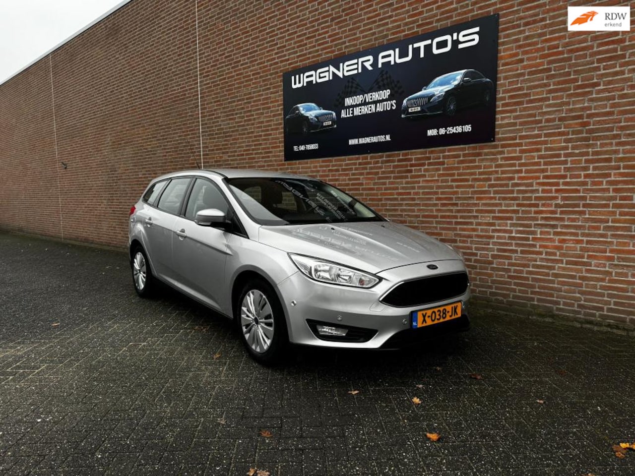 Ford Focus Wagon - 1.0 Lease Edition 1.0 Lease Edition - AutoWereld.nl