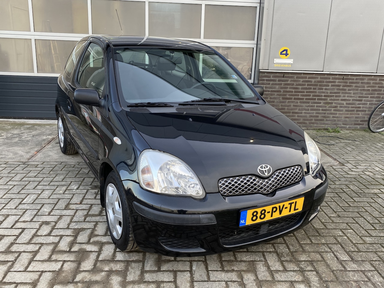 Toyota Yaris - 1.3 VVT-i Idols 1.3 VVT-i Idols - AutoWereld.nl