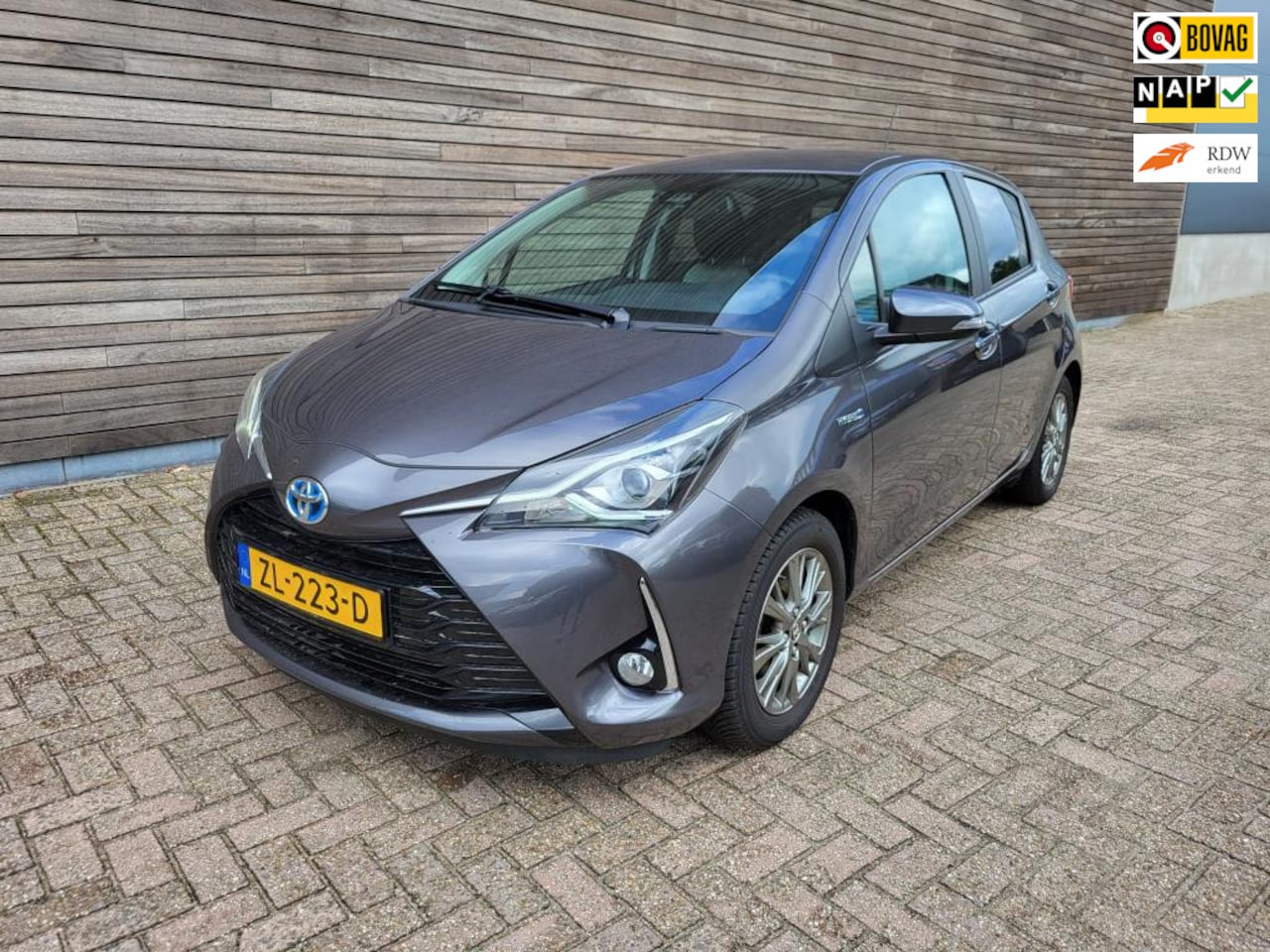 Toyota Yaris - 1.5 Hybrid Dynamic 1.5 Hybrid Dynamic - AutoWereld.nl