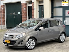 Opel Corsa - 1.2-16V Design Edition