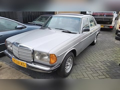 Mercedes-Benz 200-280 (W123) - 250 autom lpg