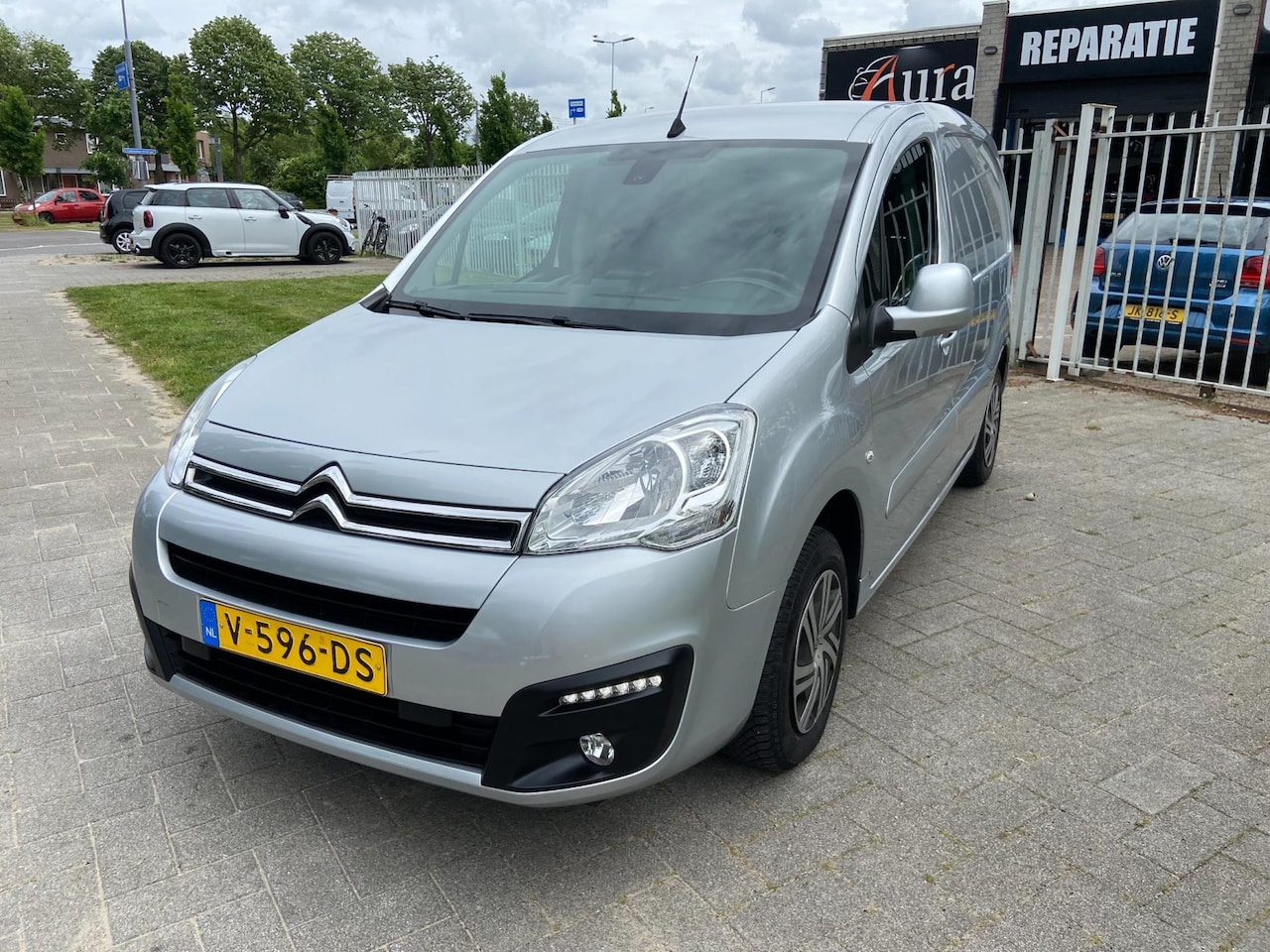 Citroën Berlingo - 1.6 BlueHDI 120 Business S&S - AutoWereld.nl