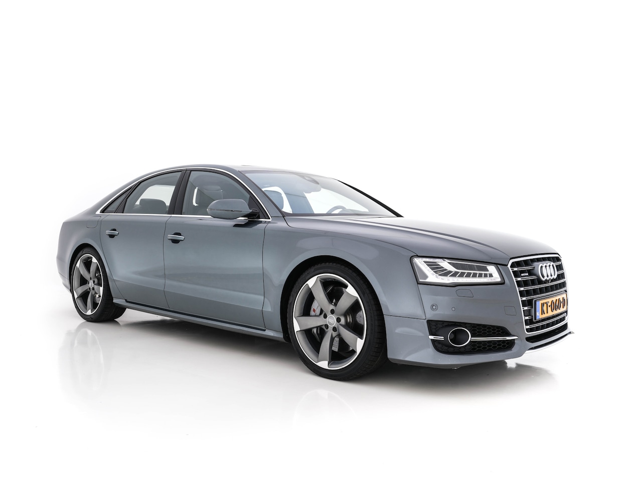 Audi S8 - 4.0 TFSI Quattro Pro Line+ Aut. *CERAMIC-BRAKES | SUNROOF | BANG&OLUFSEN-SOUNDSYSTEM  | NI - AutoWereld.nl