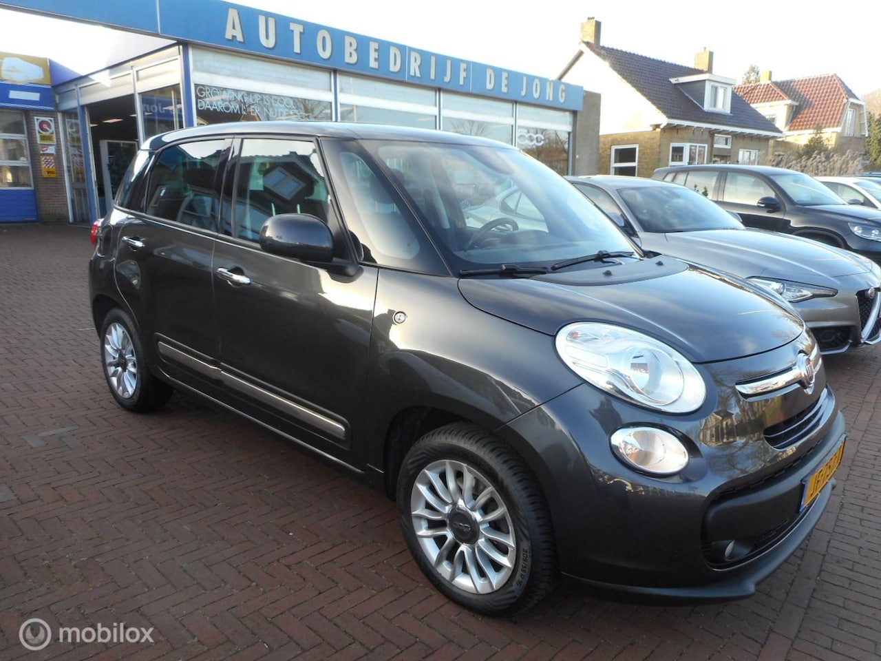 Fiat 500 L - TwinAir Turbo 105 Lounge 1E EIGENAAR+METALLIC LAK+RESERVEWIEL - AutoWereld.nl